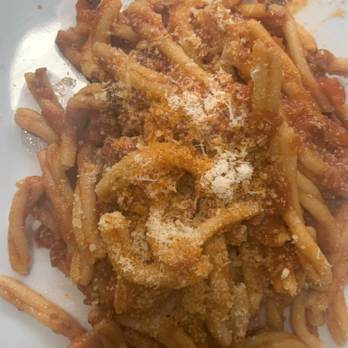 Fusilli bolognaise