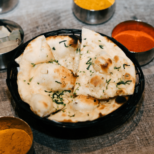 Garlic & cheese naan