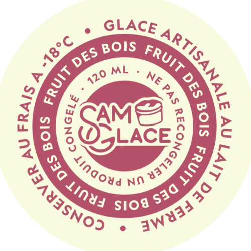 Glace artisanal aux fruits des bois au lait de ferme