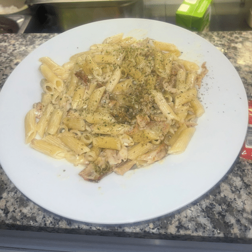 Pasta pesto chicken