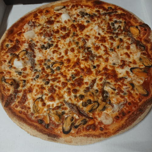 Pizza seafood mix