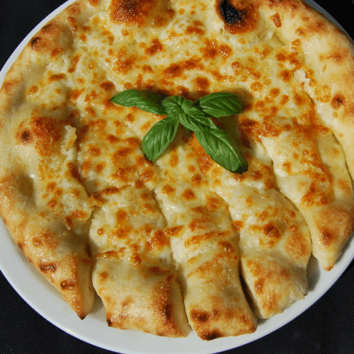 Pain à l'ail avec mozzarella