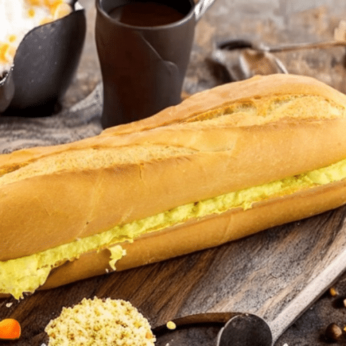 Groot broodje kipcurry