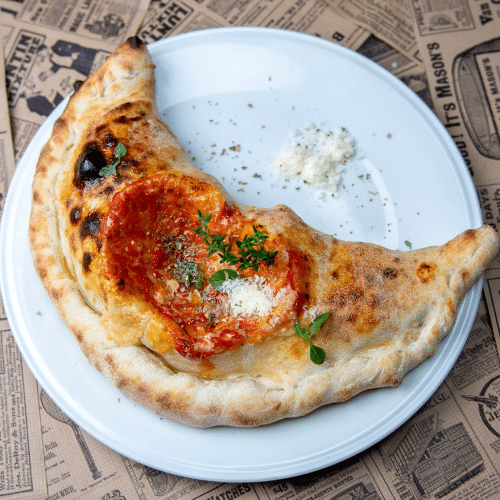 Pizza calzone kip delicious