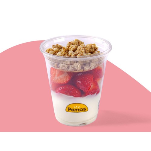Griekse yoghurt met cruesli & aardbei