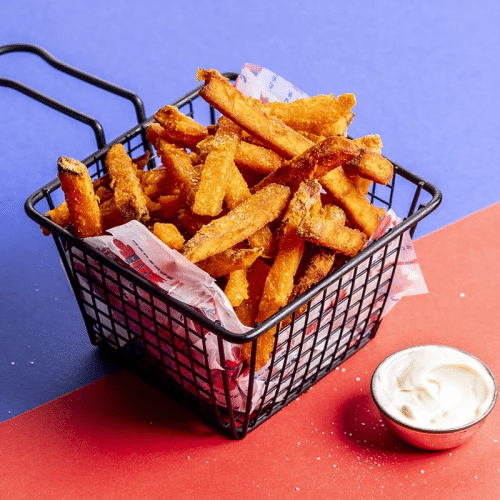 Zoete aardappel frietjes