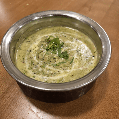 Mattar methi masala (rice / plain naan)