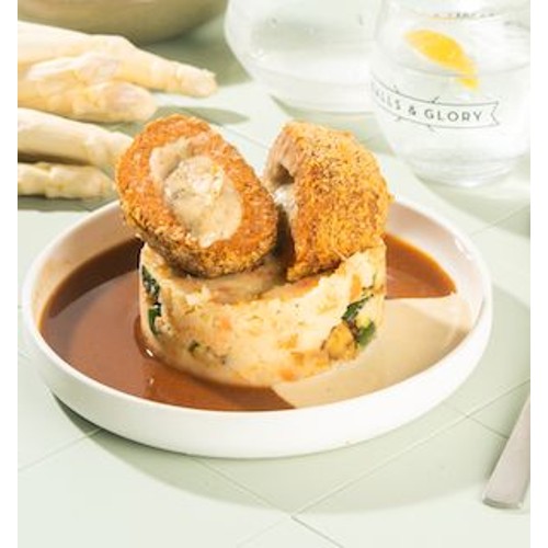 Lamb & Asparagus-ball -Menu with a Surprise Dessert