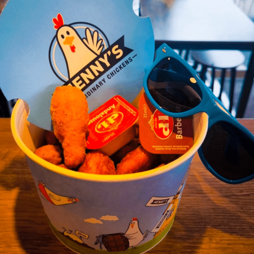 Hennys bucket