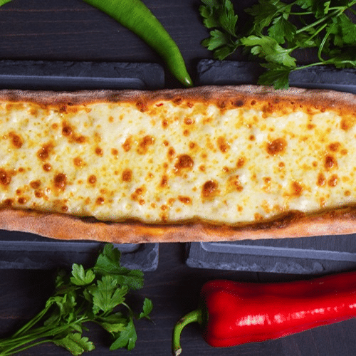 Peynirli pide( met kaas )