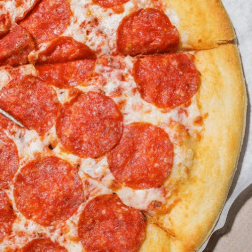 Pizza pepperoni large