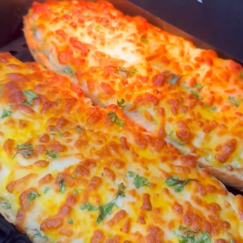 Knoflook brood met kas