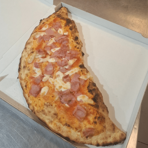 Calzone napoletano