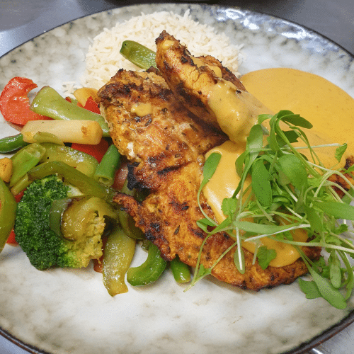 Gegrilde kipfilet curry