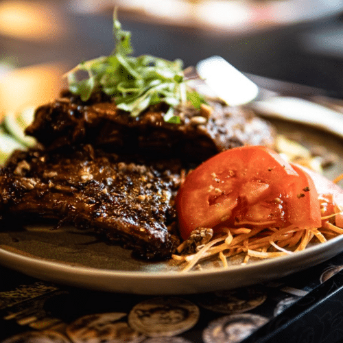 Spareribs van de chef (met vers slaatje)