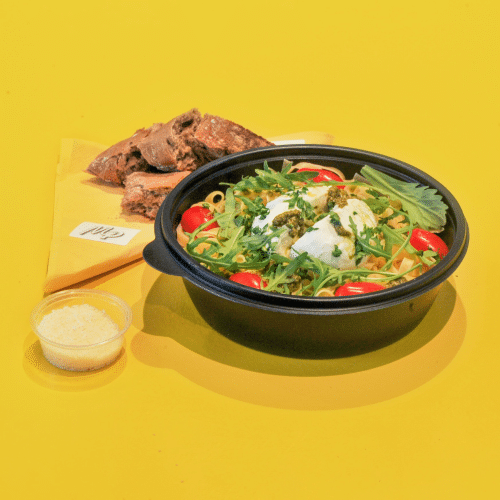 Tagliatelle pesto/burrata