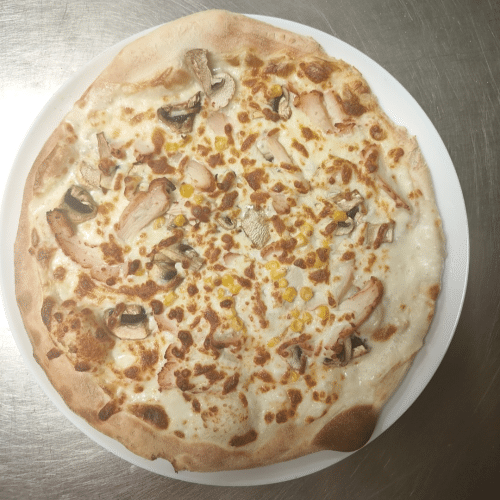 Pizza creamy chicken