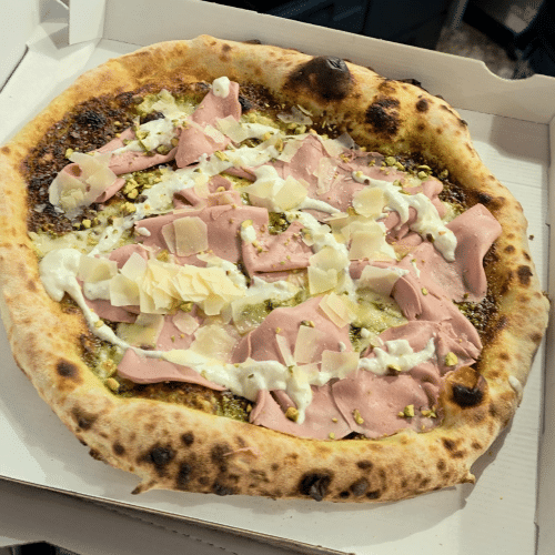 Pizza mortadella