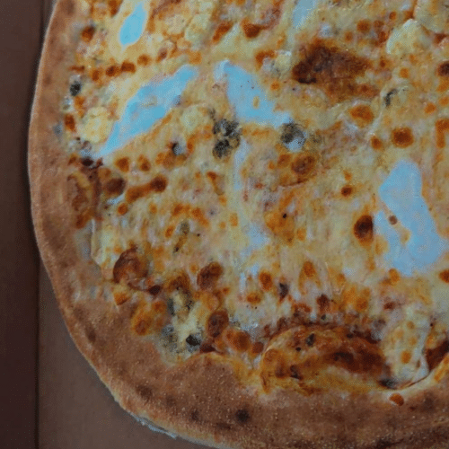 Pizza quattro formaggi