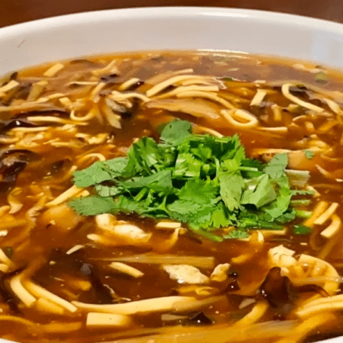 Pikante soep met kip