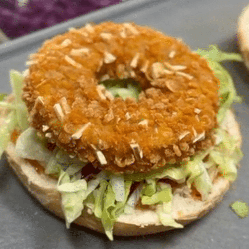 Chicken Bagel burger avec frites