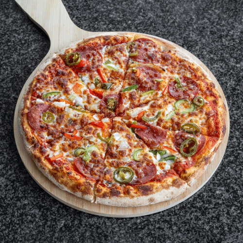 Pizza medium - hot tasty
