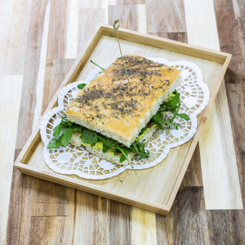 Focaccia brood kipcurry