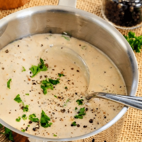 Warme peperroomsaus Nieuw huisgemaakt