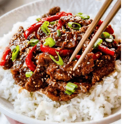 Runds sichuan met rijst