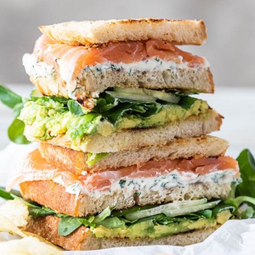 Club sandwich met zalm