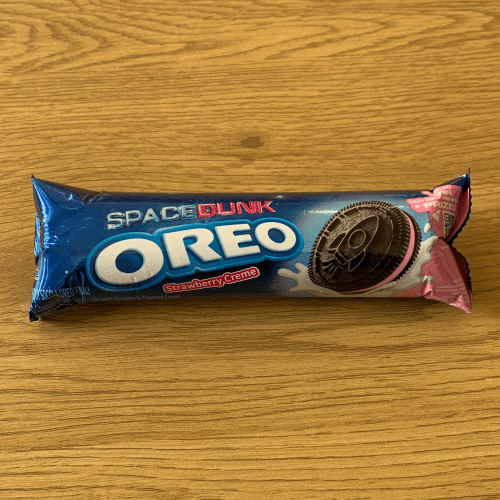 oreo space dunk fraise