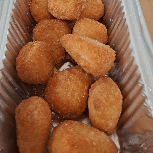 Chili cheese nuggets L