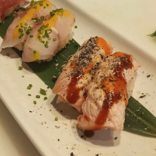 Nigiris hamachi 2 pièces