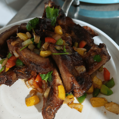 Ribbetjes met pittige kruiden