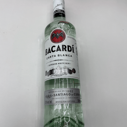 Bacardi carta blanca