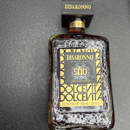 Disaronno italien liqueur