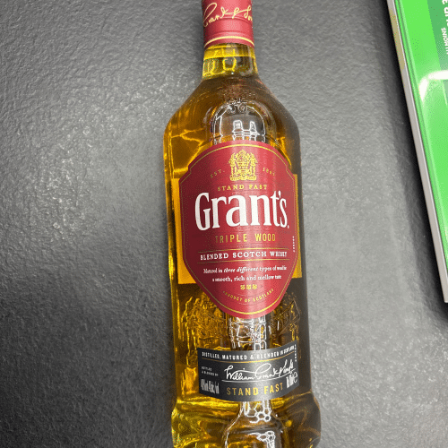 Grants blended scotch whisky