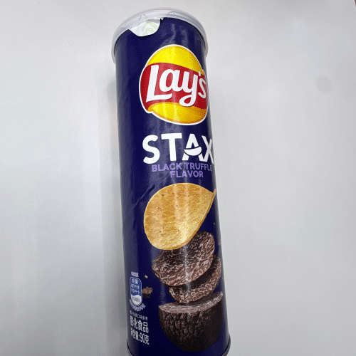 Lays black truffle Chine