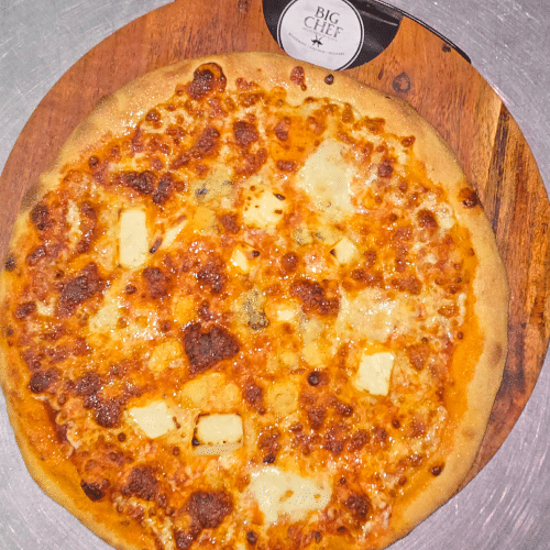 Pizza quattro formaggi