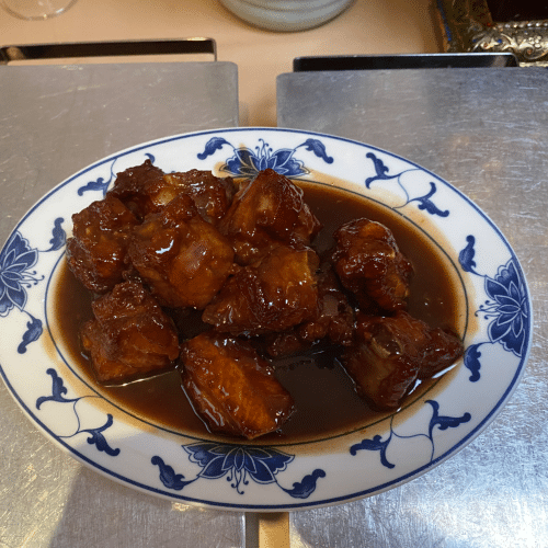 Gebraden ribbekens in Hoisinsaus