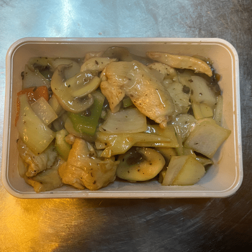 Kippenblokjes met zwarte bonen