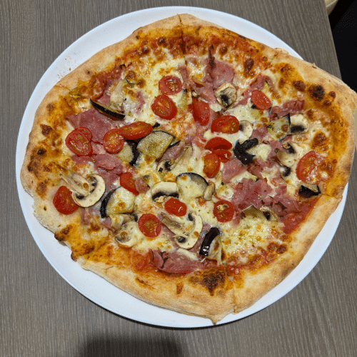 Pizza prosciutto