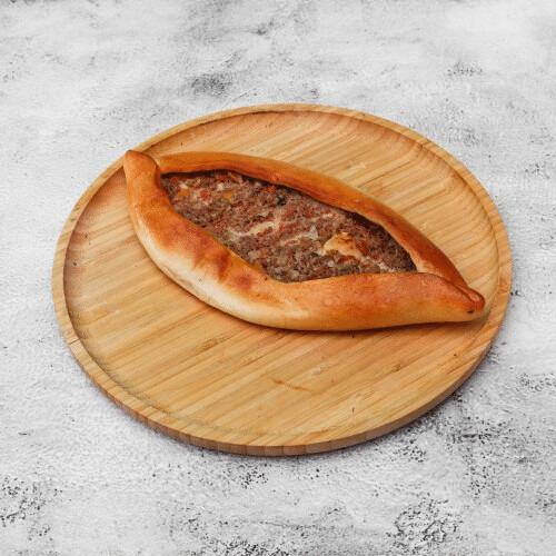 Lange manakish met vlees