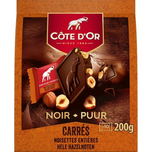 Carrés de chocolat noir noisettes entières