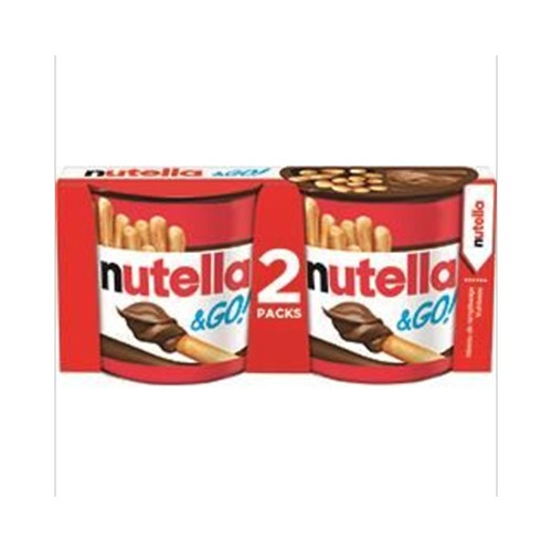 Bâtonnets céréaliers avec de la pâte à tartiner noisettes et cacao