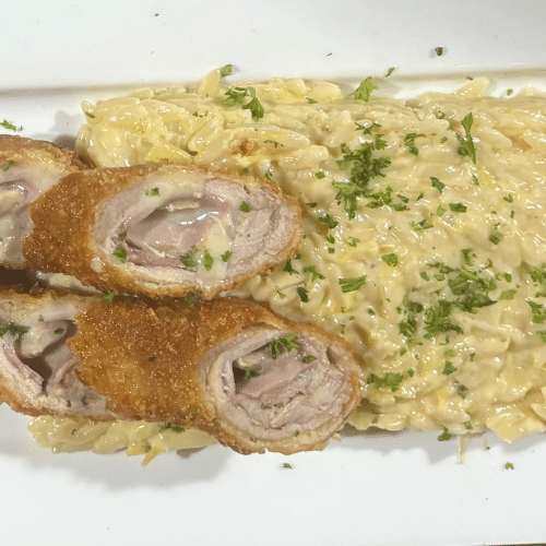 Cordon bleu roulé et orzo aux poireaux