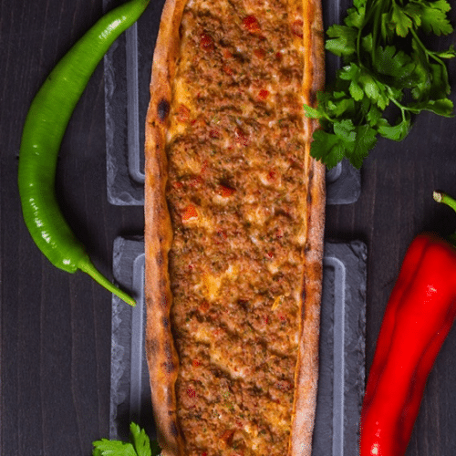 Kiyma pide (gehakt)