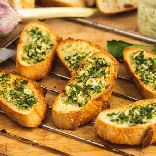 Pains à l'ail lardons fromage