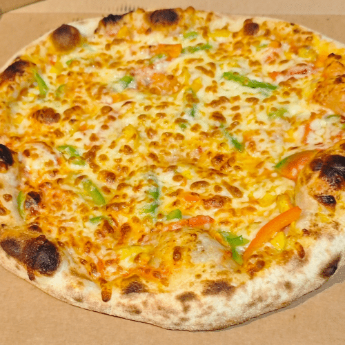 Pizza creamy sweet chicken