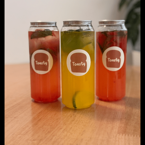 Sparkling strawberry lemonade